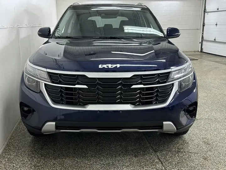 Kia Seltos 2024 photo 2