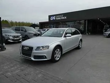 Audi A4 Avant 2010 photo 2
