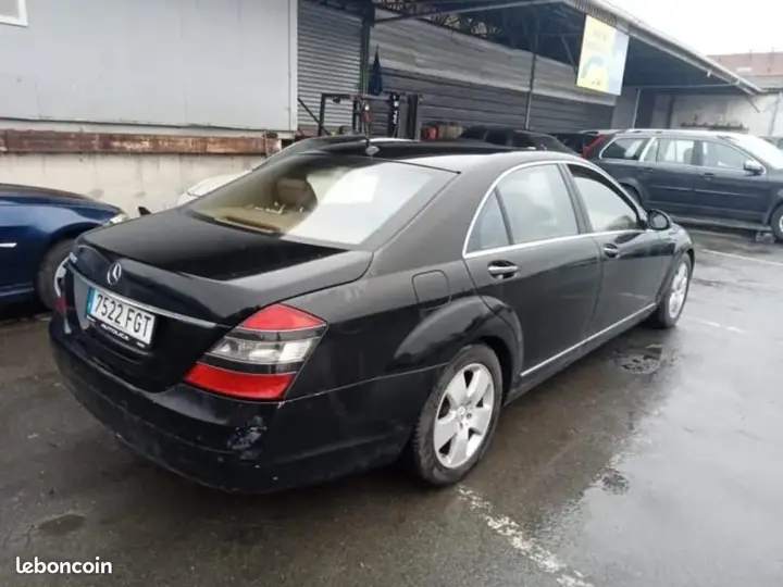 Mercedes-Benz S-Class 2006 photo 4