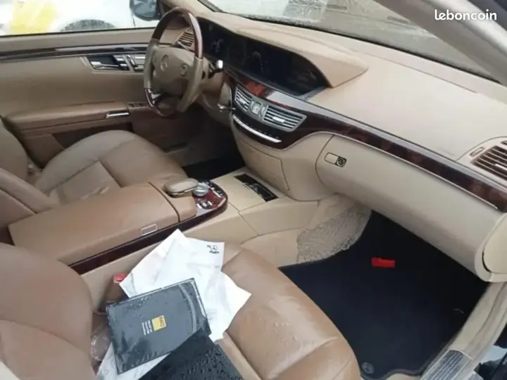 Mercedes-Benz S-Class 2006 photo 5