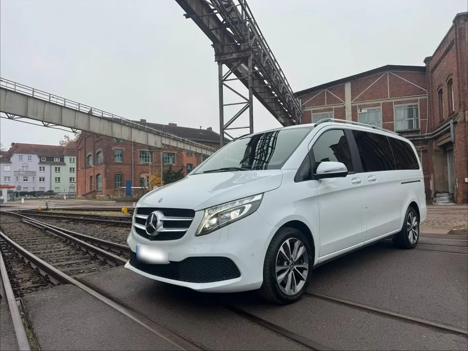 Mercedes-Benz V300D
