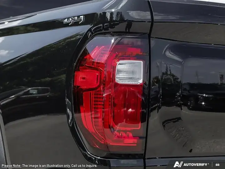 GMC Canyon 2026 photo 4
