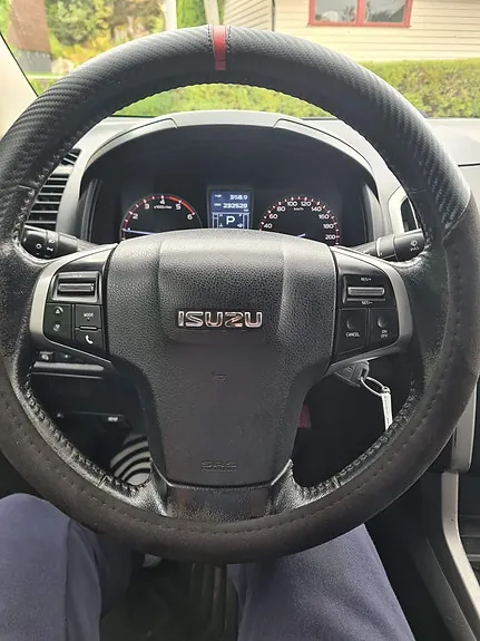 Isuzu D-Max 2013 photo 4