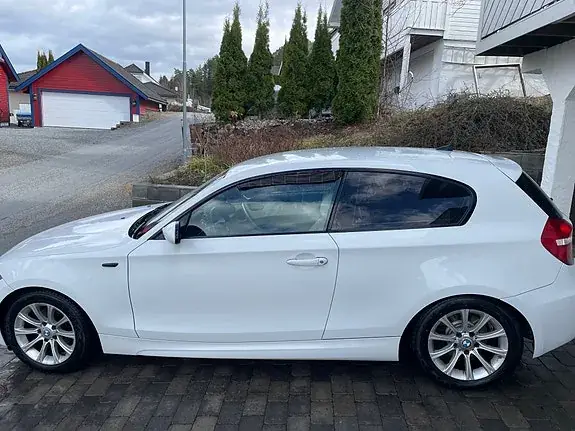 BMW 118I 2008 photo 3