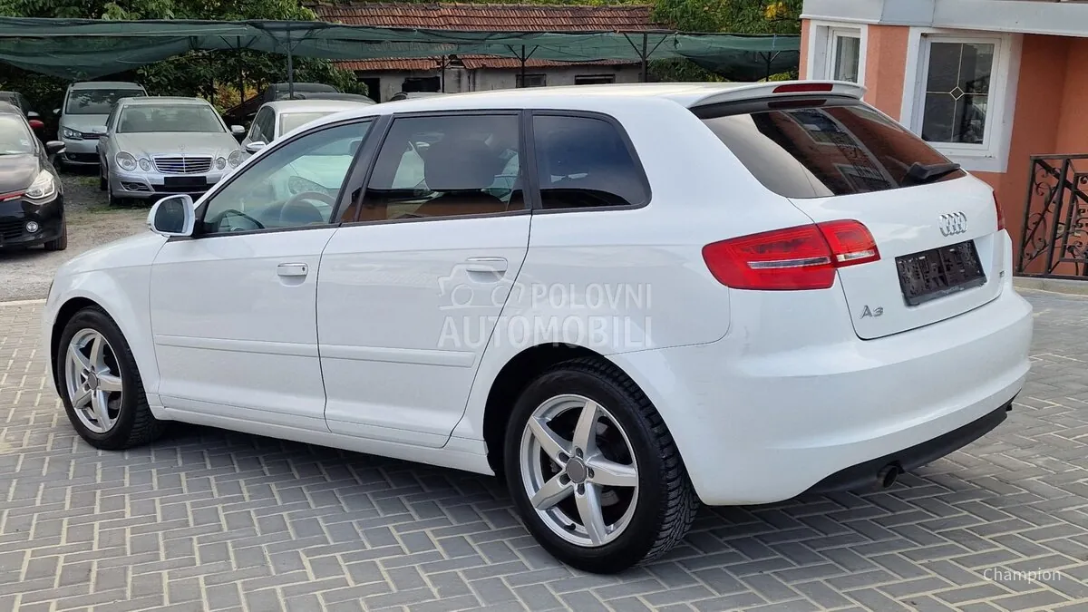 Audi A3 2011 photo 5