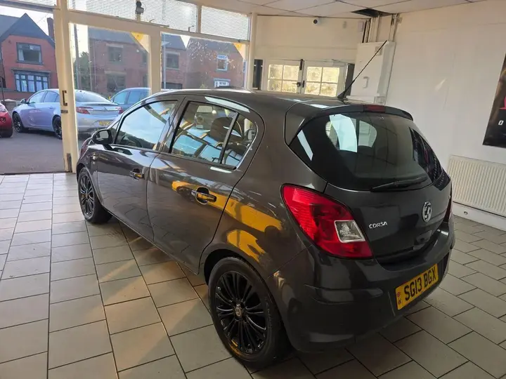 Vauxhall Corsa 2013 photo 5