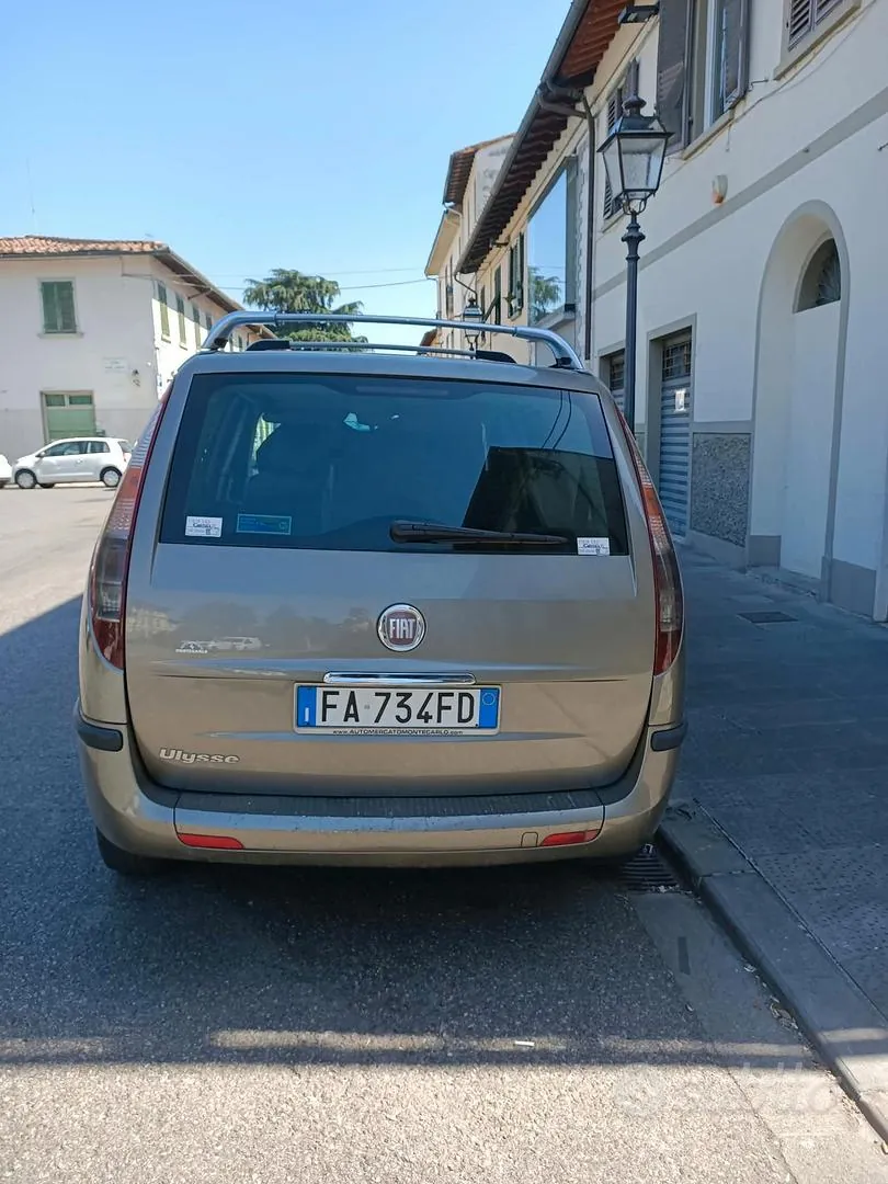 Fiat Ulisse 2010 photo 2