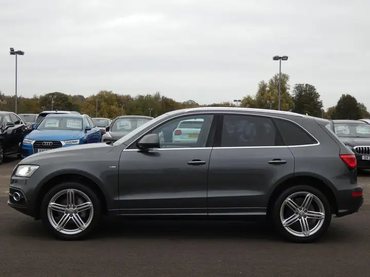 Audi Q5 2015 photo 5