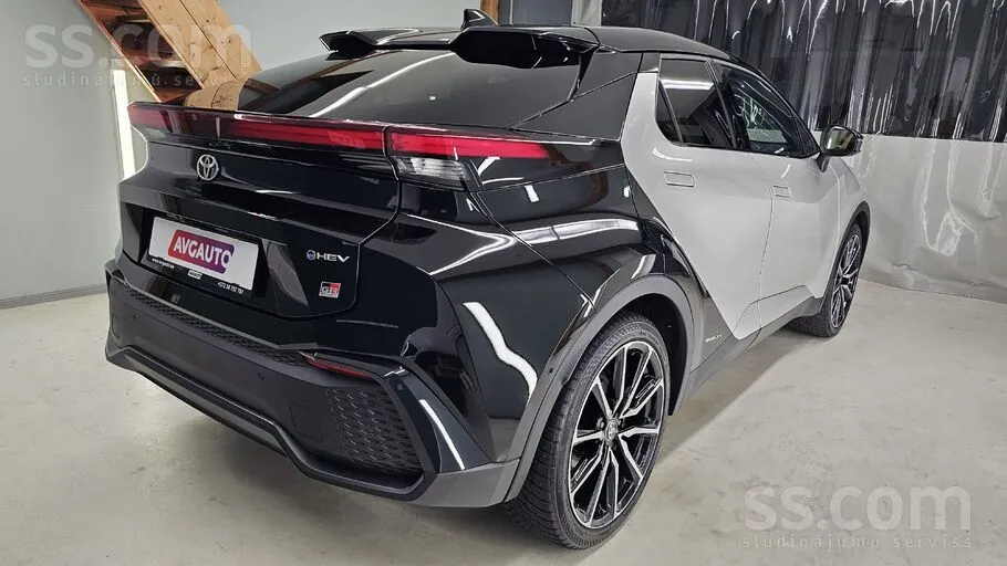 Toyota C-Hr 2024 photo 5
