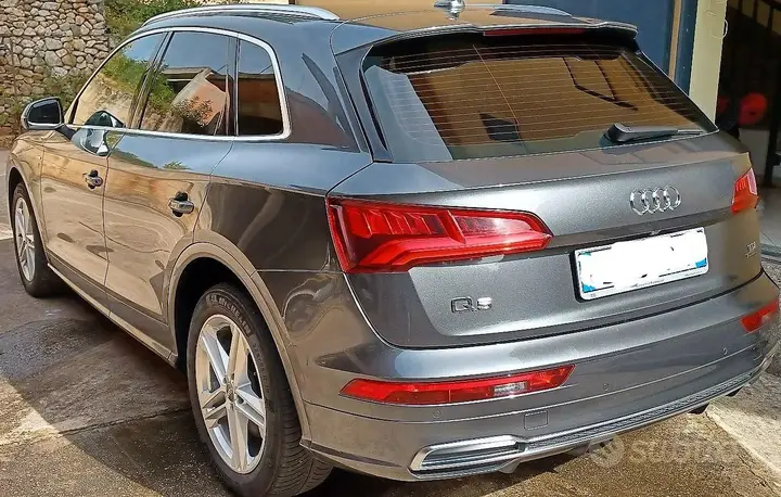 Audi Q5 2018 photo 2