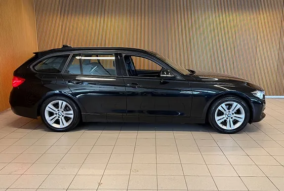 BMW 318I 2018 photo 3