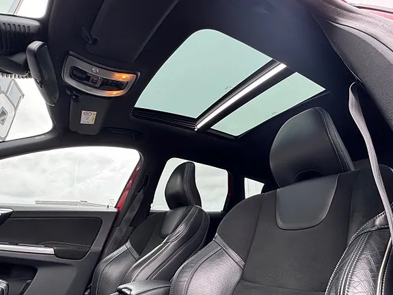 Volvo Xc60 2017 photo 5