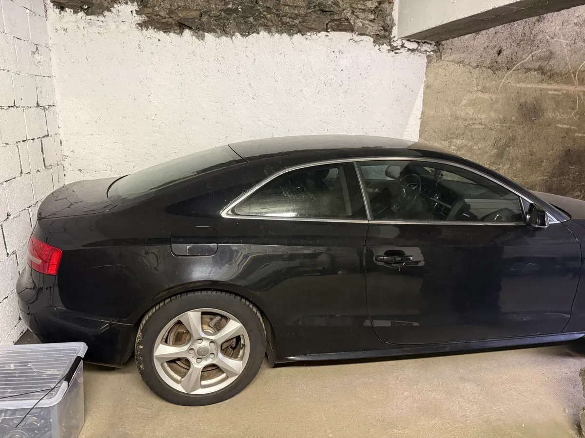 Audi A5 2009 photo 3