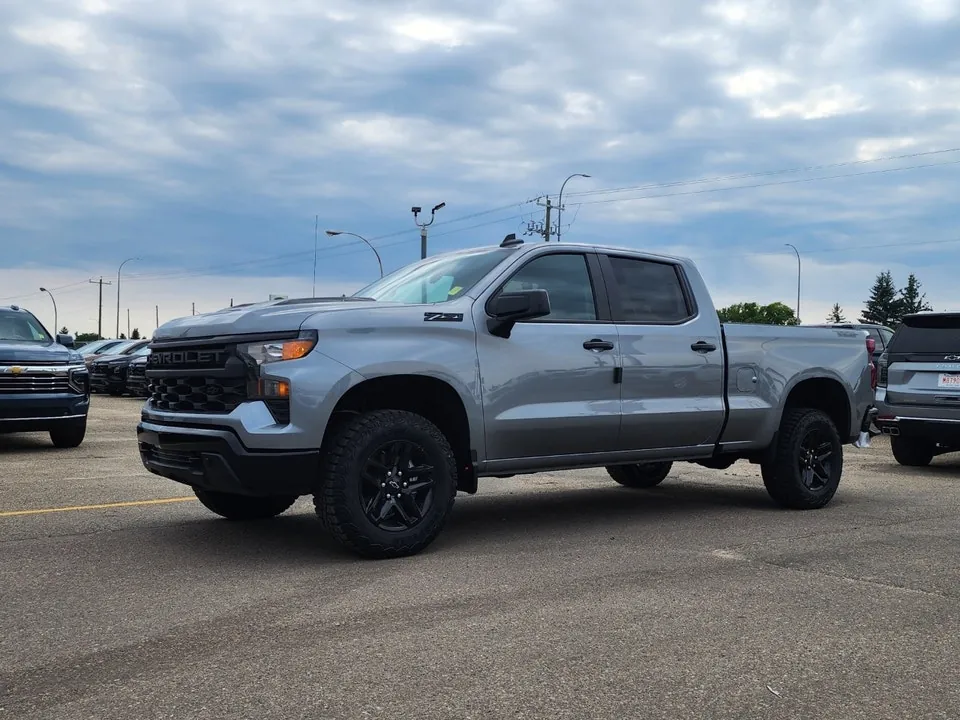 Chevrolet Silverado 1500 2026 photo 2