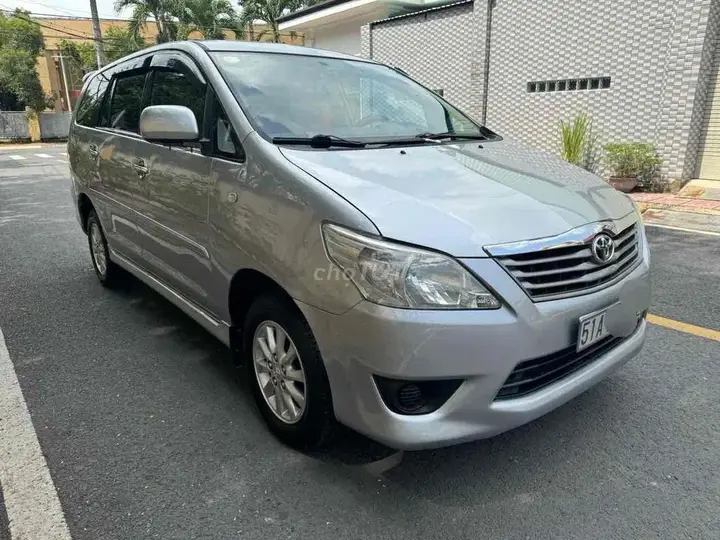Toyota Innova 2013 photo 5