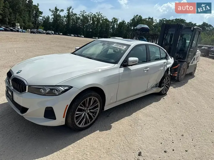 BMW 3 Series 2023 photo 2