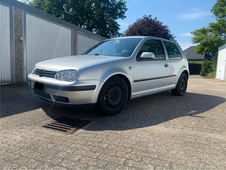 Volkswagen Golf 4