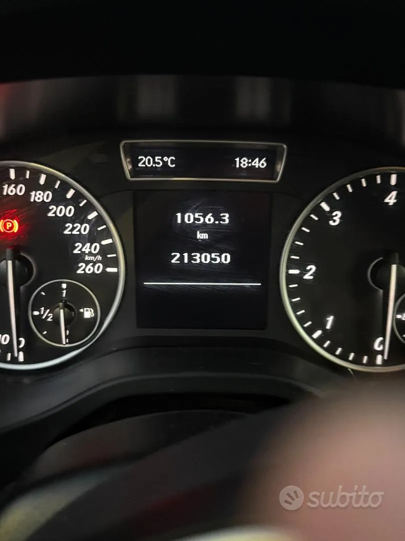 Mercedes-Benz A-Class 2014 photo 3