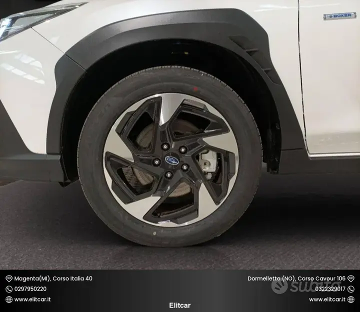 Subaru Crosstrek photo 2