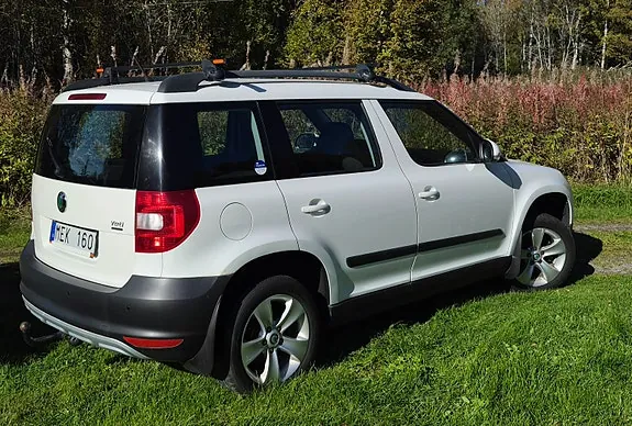 Skoda Yeti 2012 photo 2