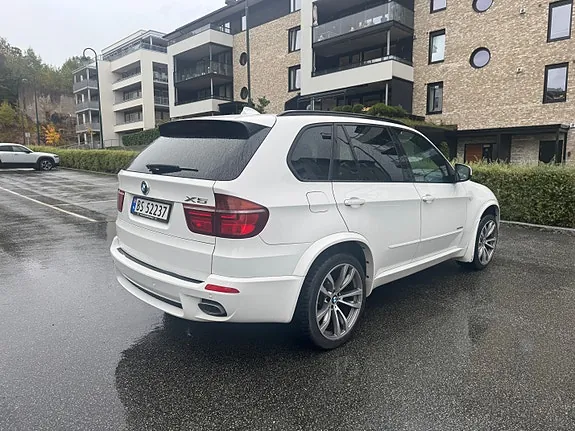 BMW X5 2011 photo 5