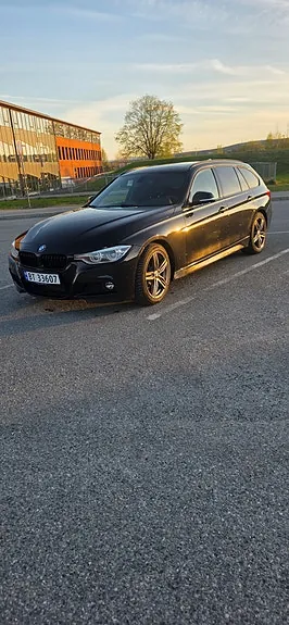 BMW 318I