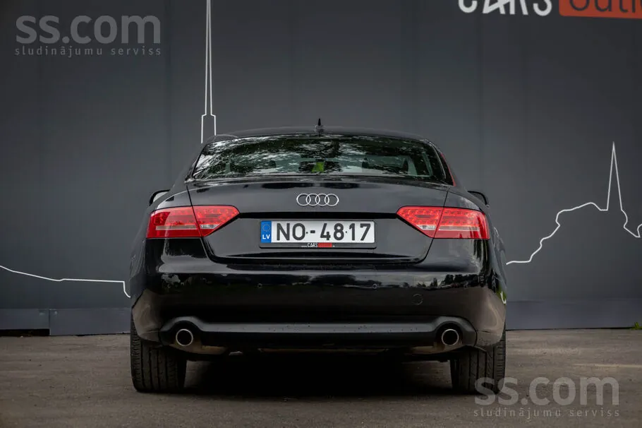 Audi A5 2010 photo 5