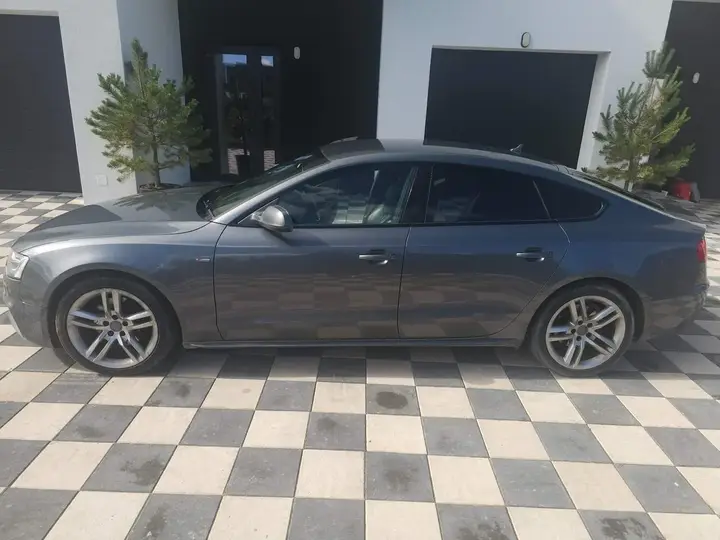 Audi A5 2014 photo 4