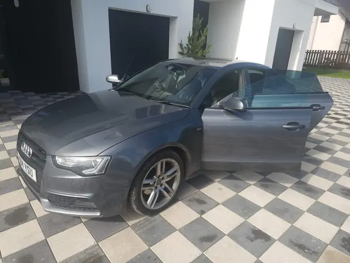 Audi A5 2014 photo 2