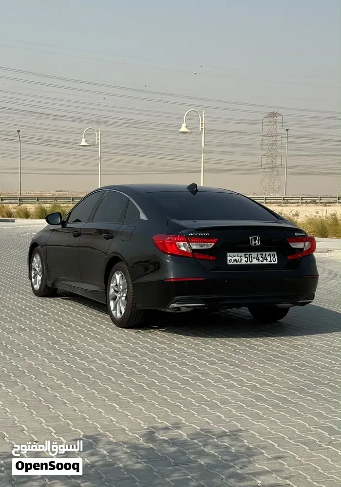 Honda Accord 2017 photo 2