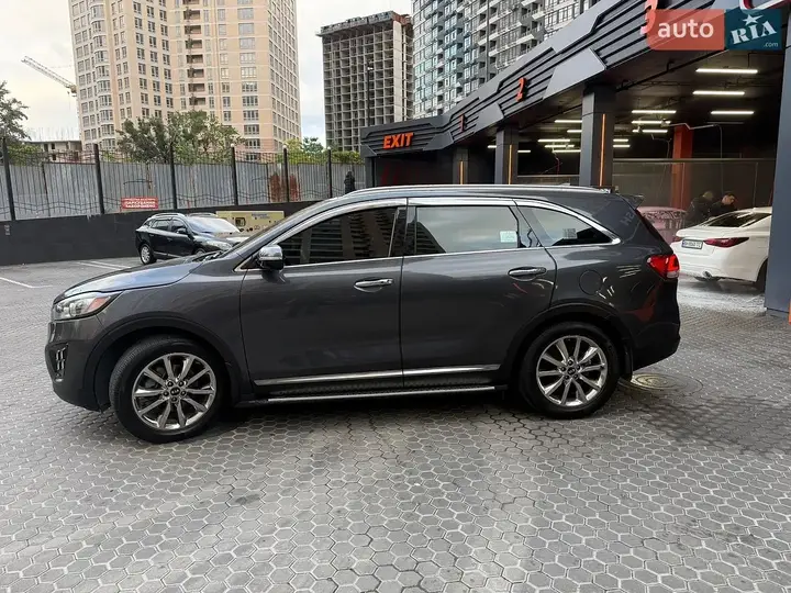 Kia Sorento 2015 photo 4