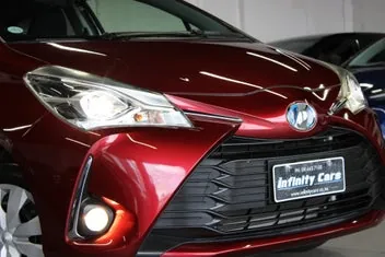 Toyota Vitz 2017 photo 4