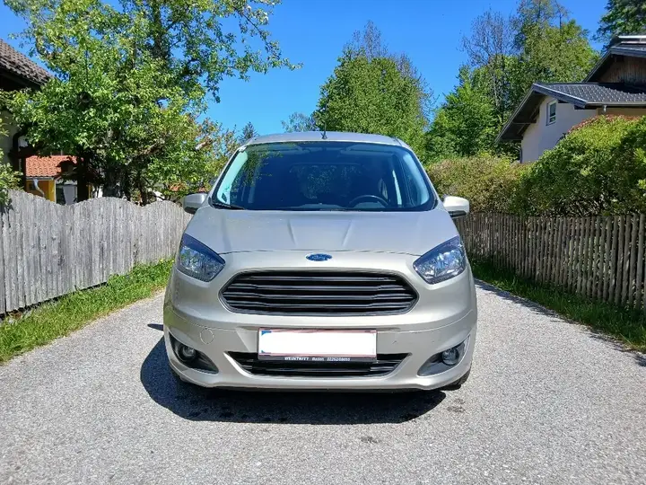 Ford Tourneo Courier 2018 photo 2