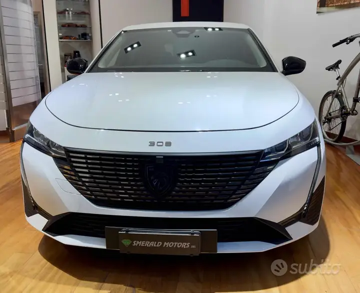 Peugeot 308 2022 photo 2