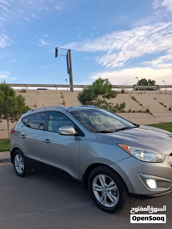 Hyundai Tucson 2012 photo 2