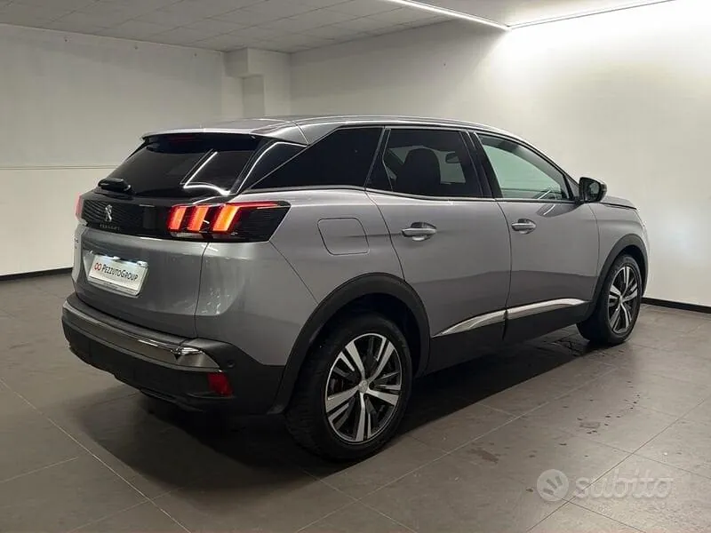 Peugeot 3008 2023 photo 3