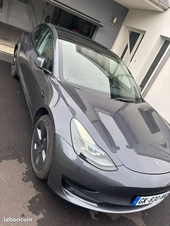Tesla Model 3 2022 photo 5