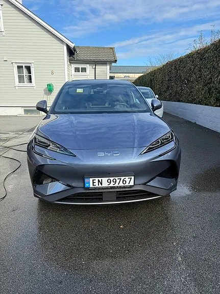 BYD Sealion 7