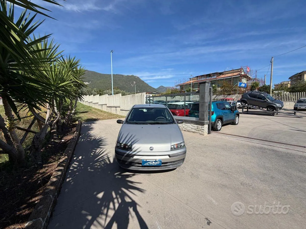 Fiat Punto 2002 photo 3