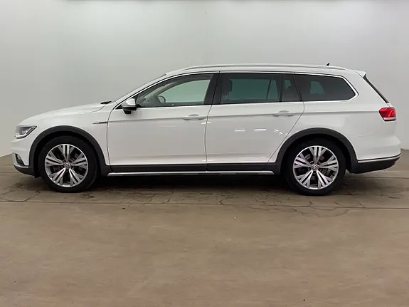 Volkswagen Passat Alltrack 2018 photo 4