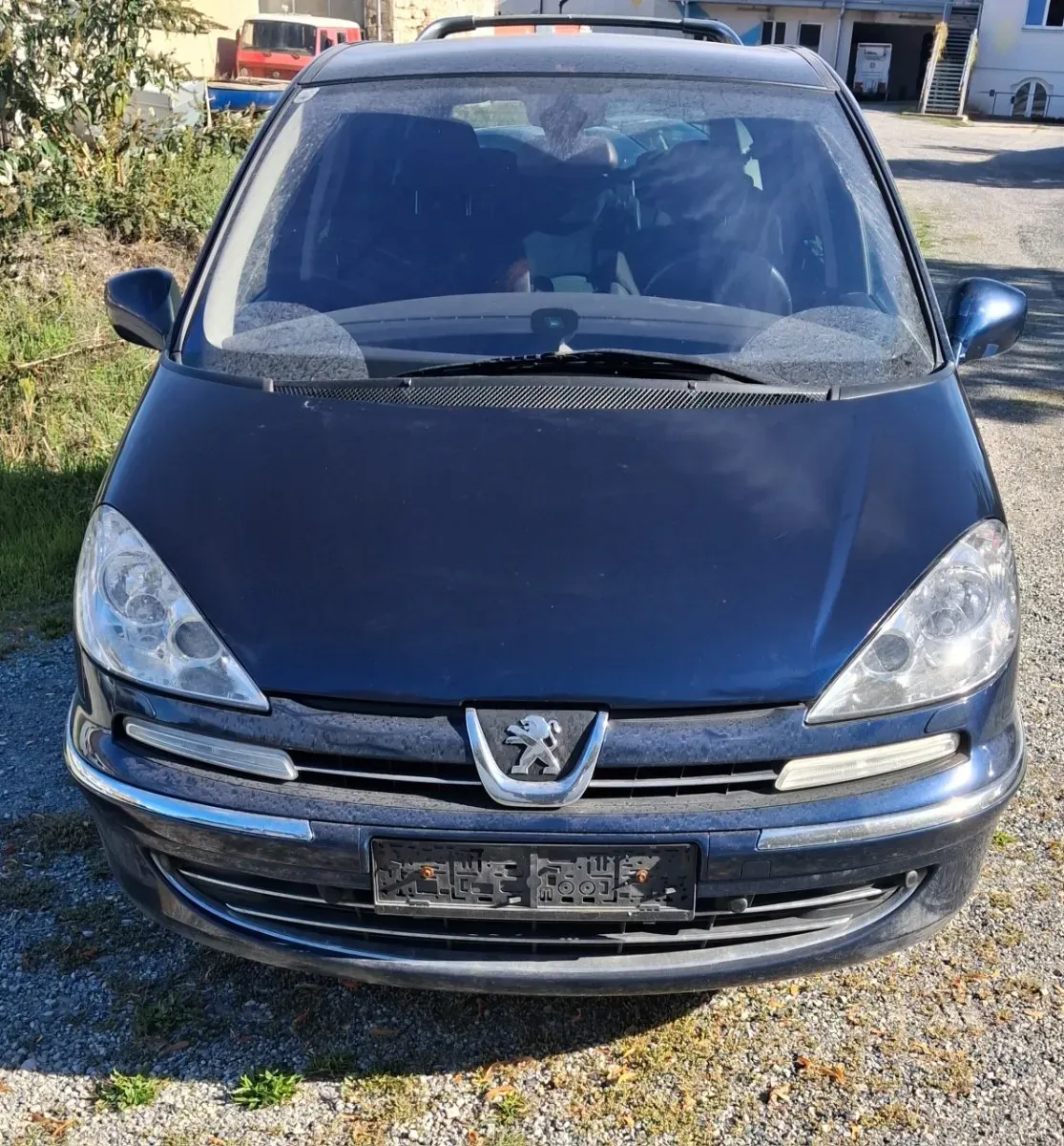 Peugeot 807