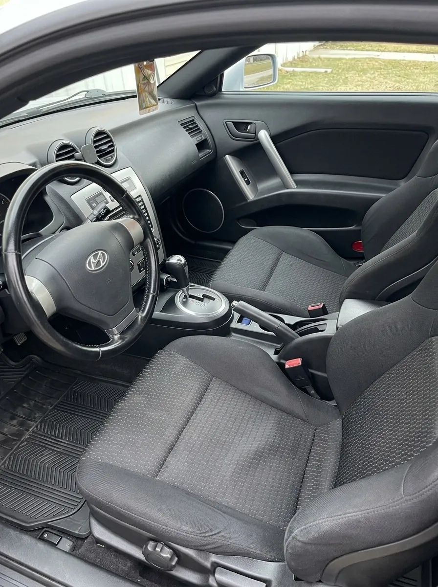Hyundai Tiburon 2007 photo 4