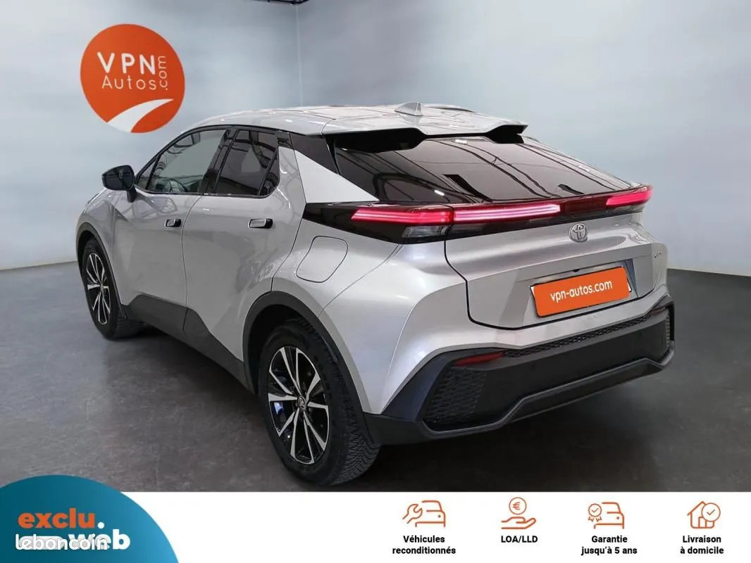 Toyota C-Hr 2025 photo 4