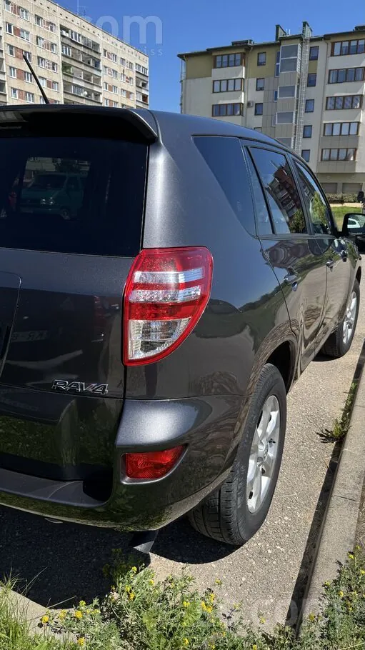 Toyota Rav4 2011 photo 5