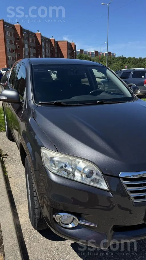 Toyota Rav4 2011 photo 3