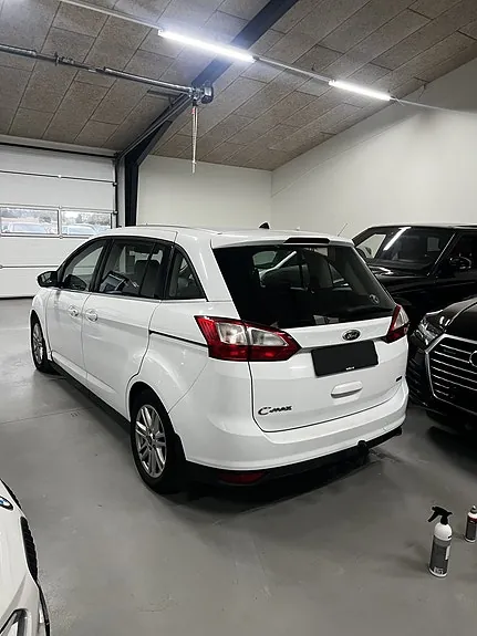 Ford C-Max 2016 photo 5