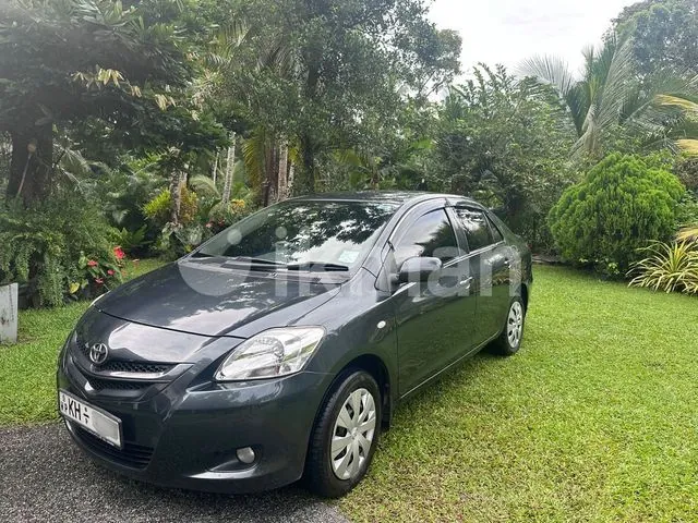 Toyota Yaris 2008 photo 2
