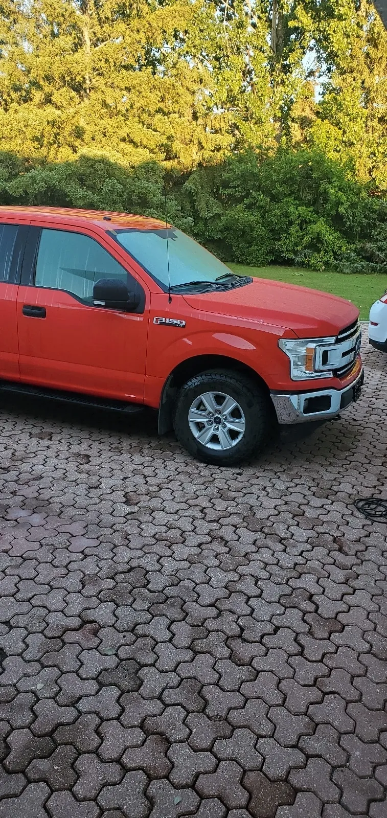 Ford F-150 2018 photo 2