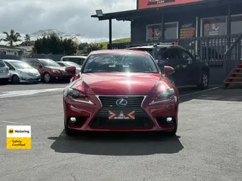 Lexus Is 300H 2015 photo 3