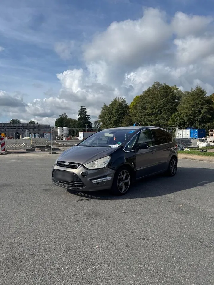 Ford S-Max